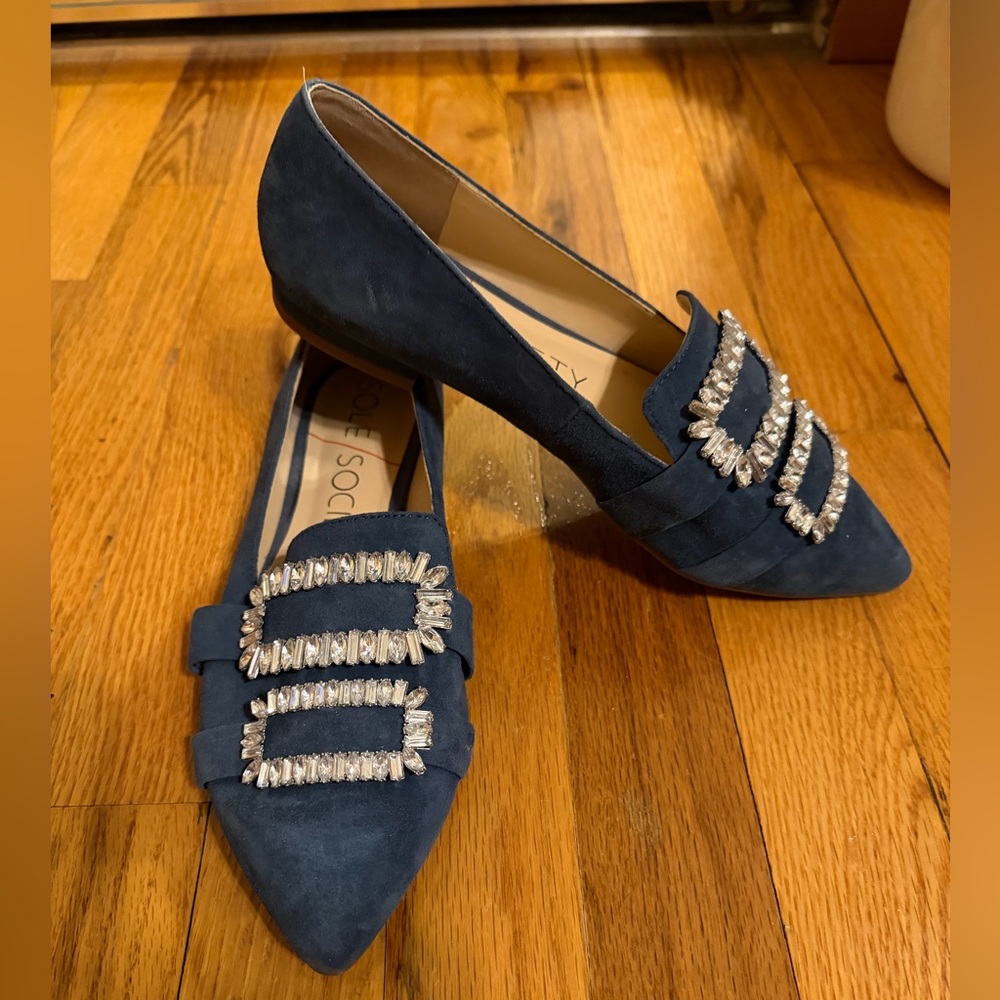 NWOT Sole Society Kelynn Blue Suede Women's Flats with Crystal Embellishments